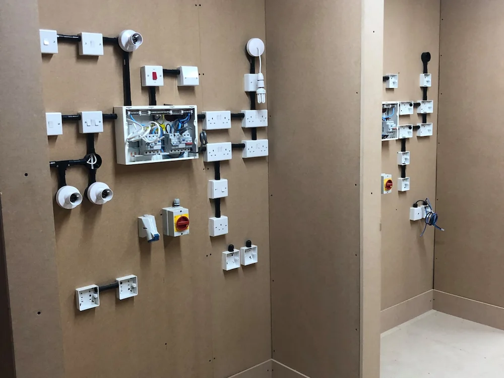 Electrician training course
